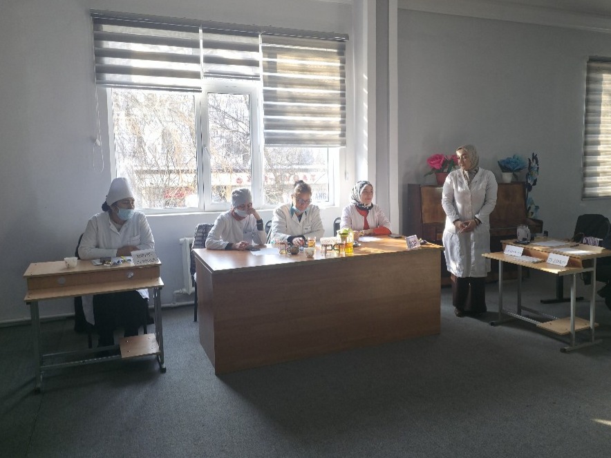 타슈켄트 47번 학교 내 건강검진 현장